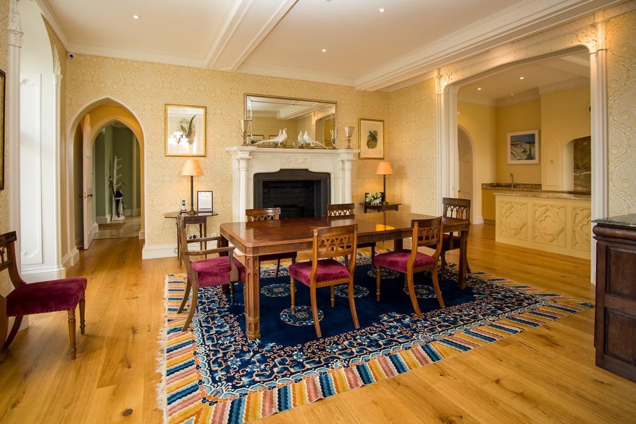 The North Wing - Combermere Abbey วิตเชิร์ช ภายนอก รูปภาพ